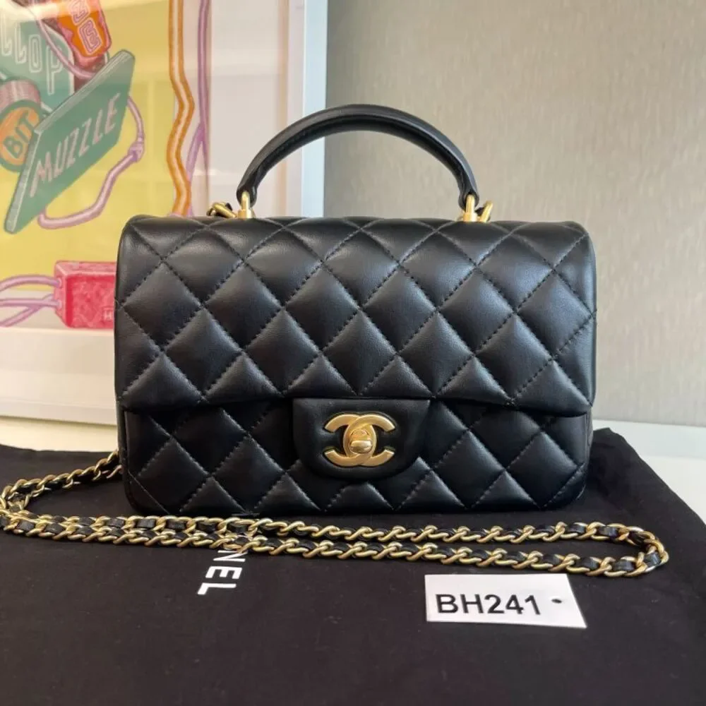 Chanel Women Pre-Loved Bag Very Good Condition